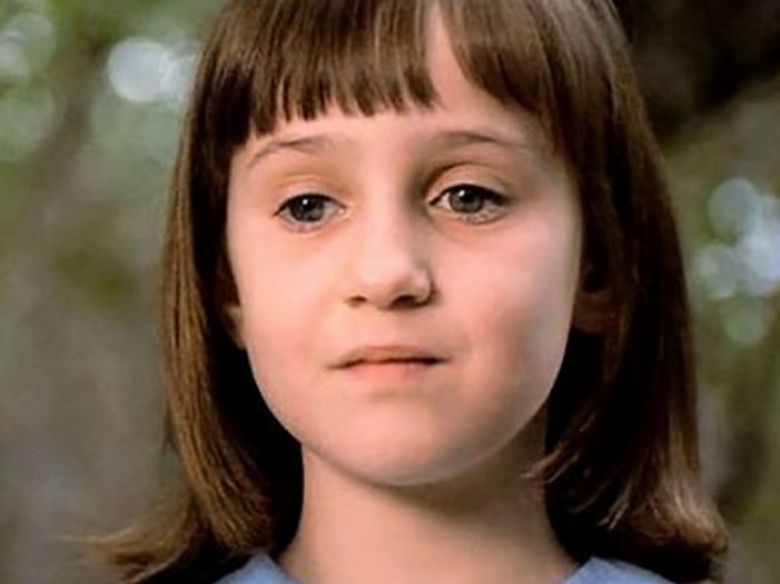 Actriz de "Matilda" reveló que fue víctima de acosos durante su prematura fama