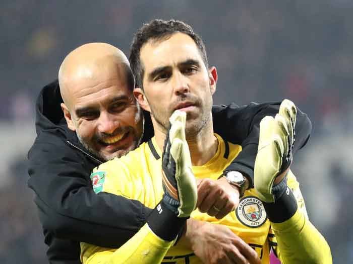 Pep Guardiola le abre las puertas del arco a Claudio Bravo