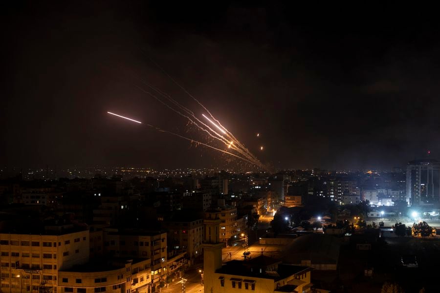 Aumentan a 217 los muertos por los bombardeos de Israel contra la Franja de Gaza