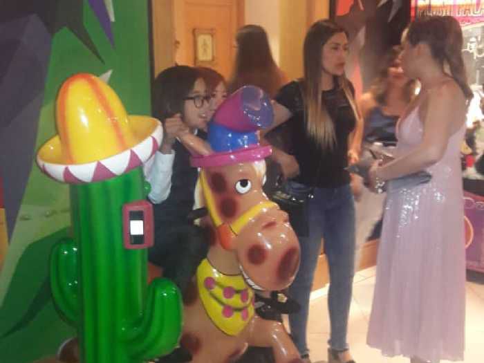 "Monito" Vidal trasnocha en los juegos del casino Monticello