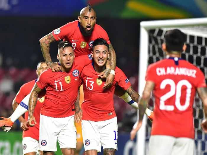 El último entrenamiento de la Roja antes de enfrentar a Perú