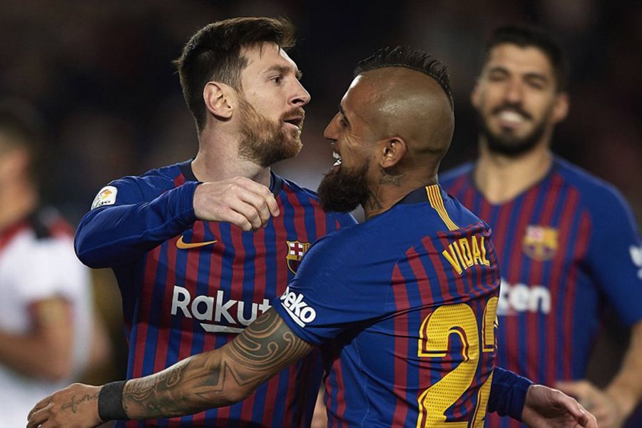 Messi le dedicó emotiva despedida al "Rey Arturo"