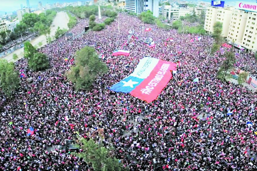 Chilenos se unieron al "baile de los que sobran"