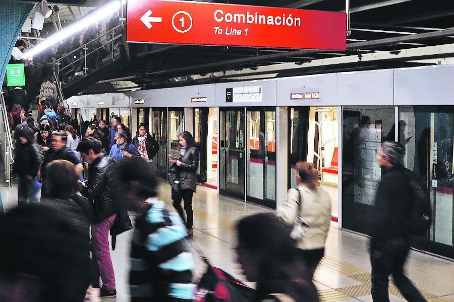 53 estaciones del Metro funcionarán para dar alivio