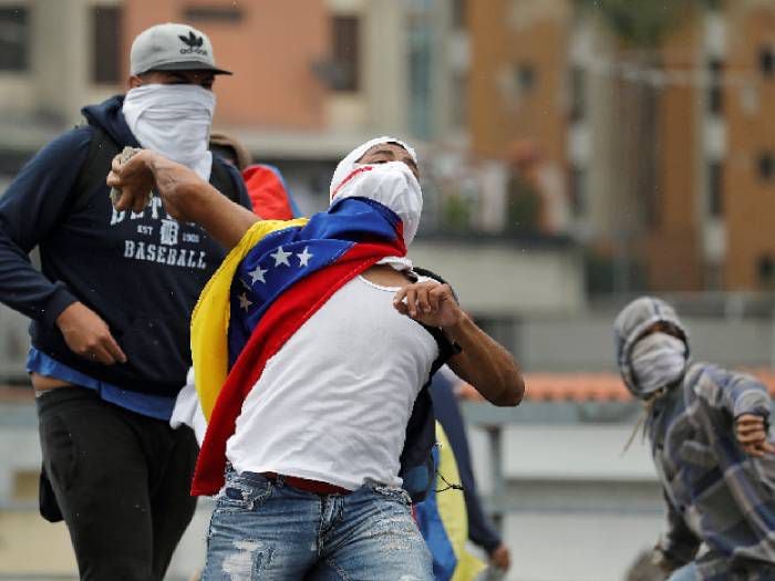 Violentos disturbios en Venezuela dejan varias víctimas fatales