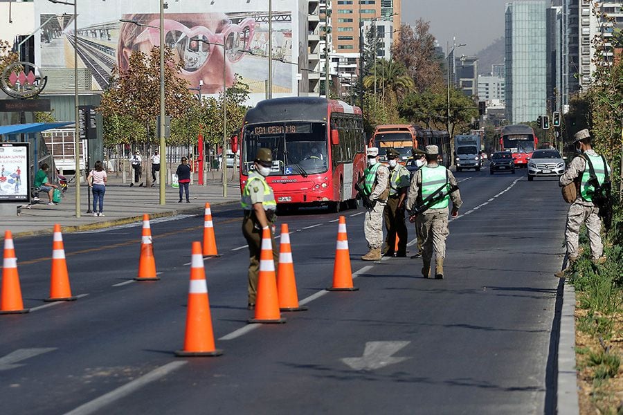 Comienza a regir orden municipal de Las Condes, la cual obliga al uso de mascarillas en la comuna