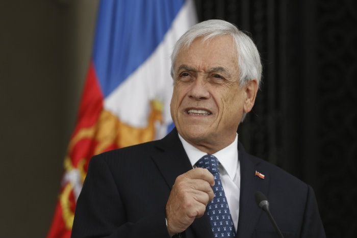 Efecto Coronavirus: Piñera repunta en la Cadem y aprobación alcanza el 18%