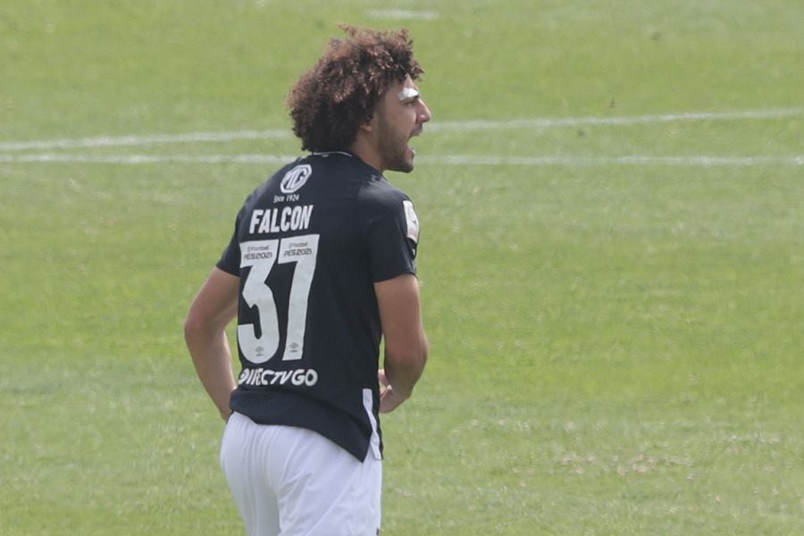 Colo Colo quiere asegurar a Maximiliano Falcón