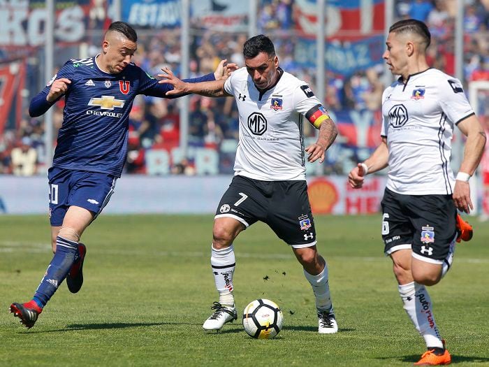 Universidad de Chile y Colo Colo afinan detalles para el Superclásico