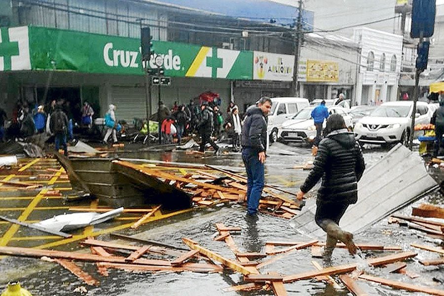 Trombas en Talcahuano y Concepción dejaron una víctima