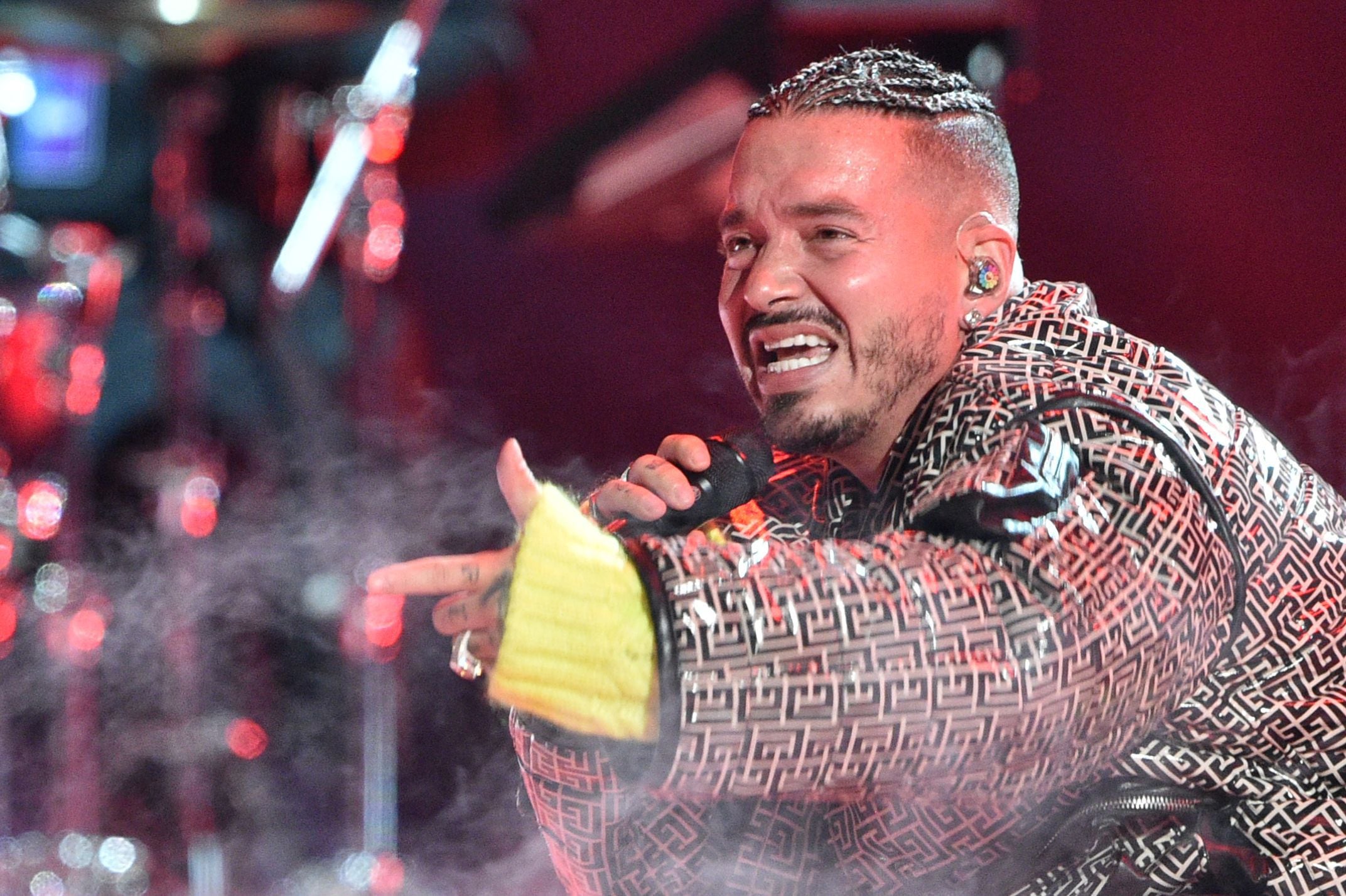 Todos contra J Balvin: vicepresidenta colombiana lo criticó por machista, racista y misógino