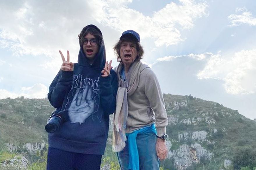 Igualitos: las vacaciones de Mick Jagger y su hijo Lucas