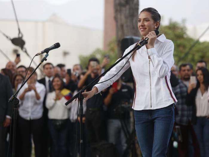 Así fue el emotivo encuentro entre esposa de Guaidó y venezolanos en Chile