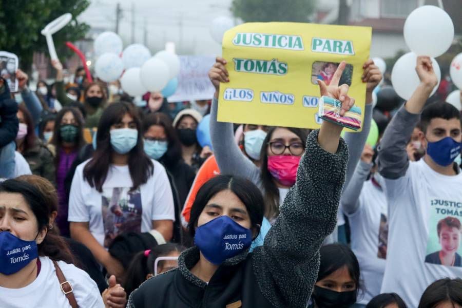 "Están lucrando": familia de Tomasito estudia acciones legales por venta de artículos con rostro del niño