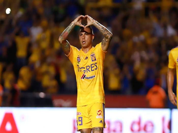 Eduardo Vargas suena en un gigante de América: no es la "U"