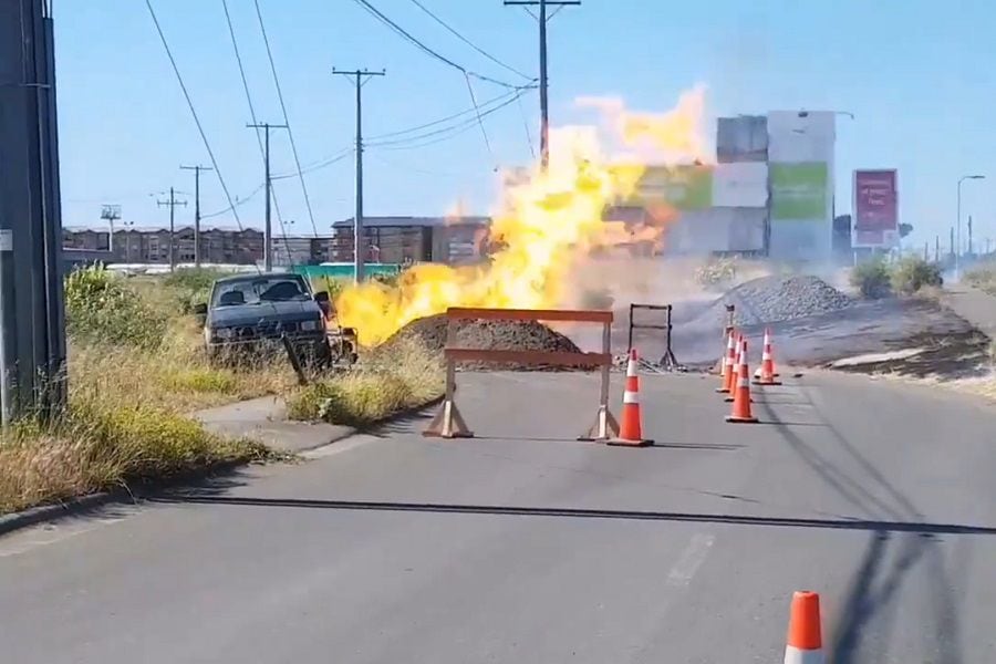 Registran fuerte explosión de matriz de gas en San Pedro de la Paz