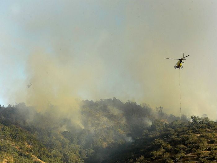 Onemi decreta alerta roja en Quilpué por incendios forestales