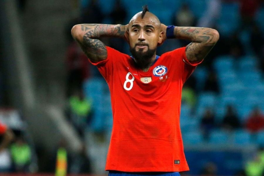 Arturo Vidal llegó a San Carlos de Apoquindo para alentar a "La Roja"