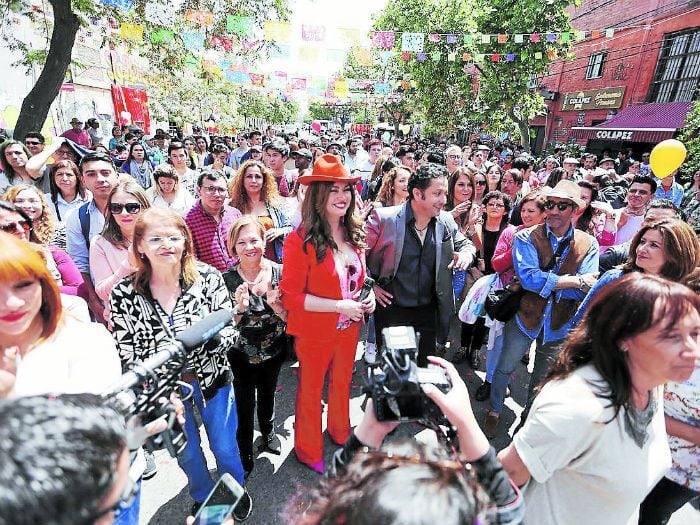 La Reina de Franklin tiró el barrio matadero por la ventana