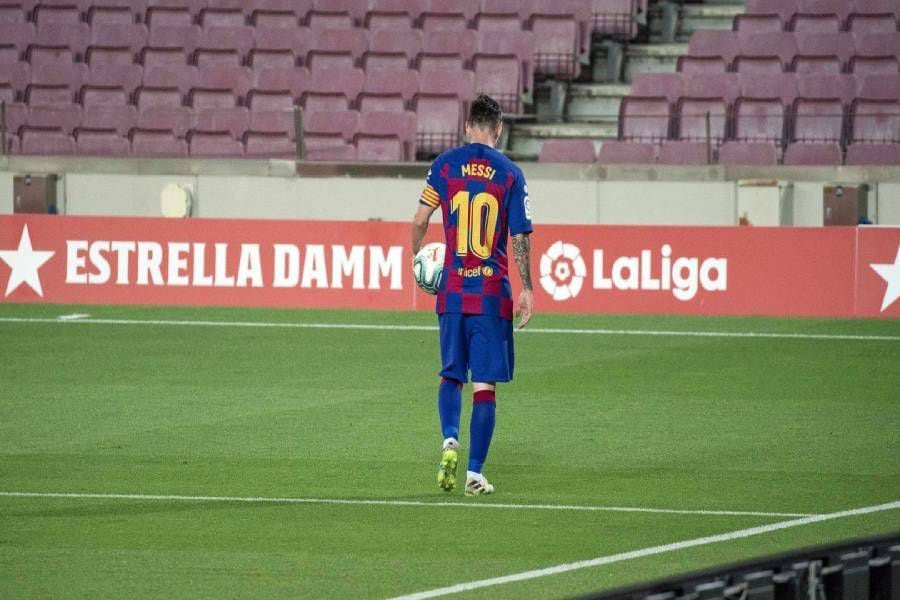 Hinchas nacionales alucinan con Messi en sus equipos tras adiós al Barcelona