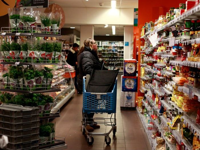 Los horarios de cierre de supermercados en las vísperas de Navidad y Año Nuevo