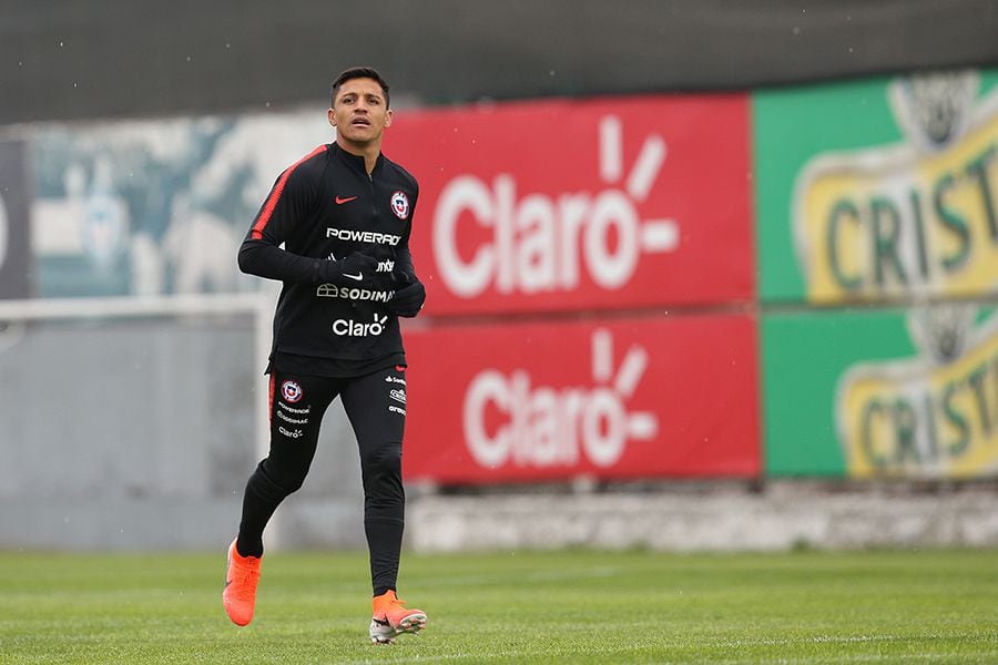 Conte tantea a Alexis para el Inter