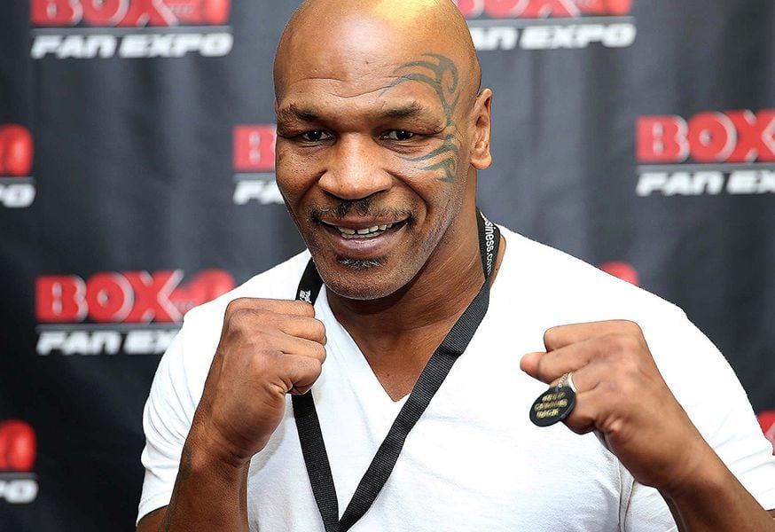 Mike Tyson asegura que peleará con Evander Holyfield en mayo