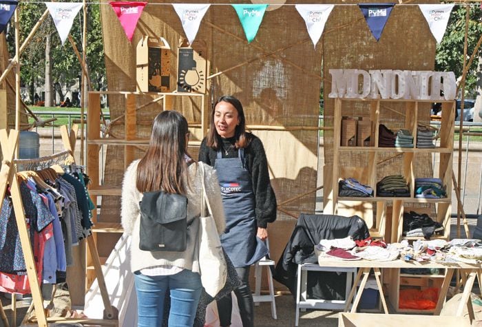 Emprendedores de Chile se lucieron frente a La Moneda