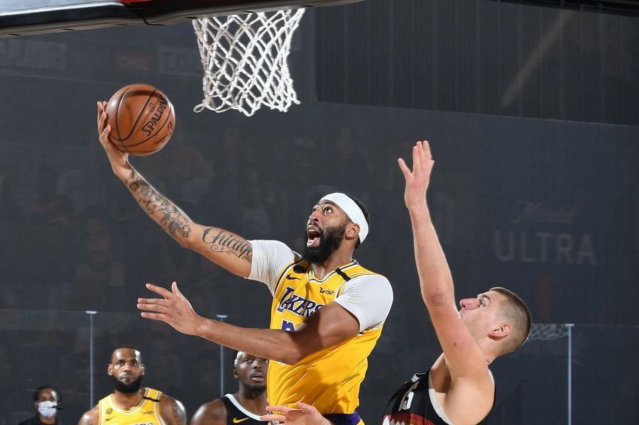 Baloncesto/NBA.- Anthony Davis sitúa a los Lakers a un paso de las Finales