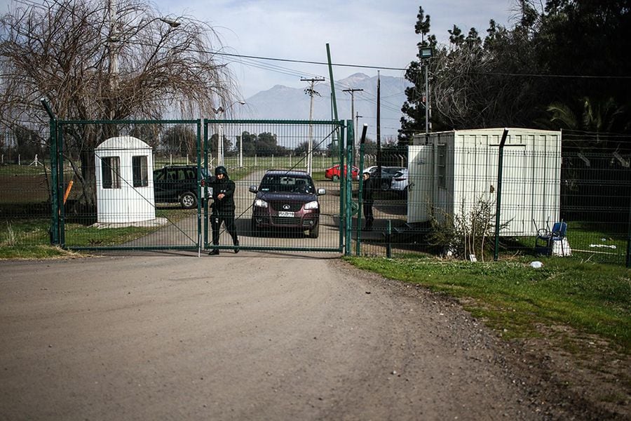 Brote de Covid-19 en Punta Peuco alerta a Gendarmería: 70% de los reos está contagiado