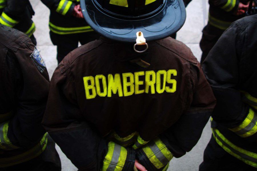 Bomberos de Ñuñoa afirman que suspendieron a voluntarios que agredieron a joven tras "rito" de iniciación