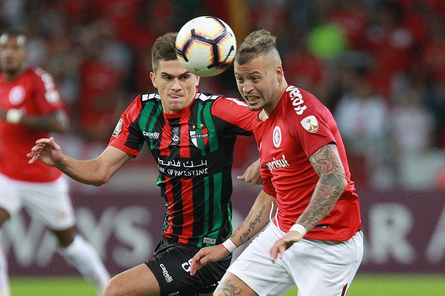 Inter de Brasil clasifica gracias a los errores de Palestino