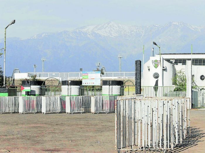 La Cisterna recibirá a la "U" tras 29 años y con poquitos estacionamientos