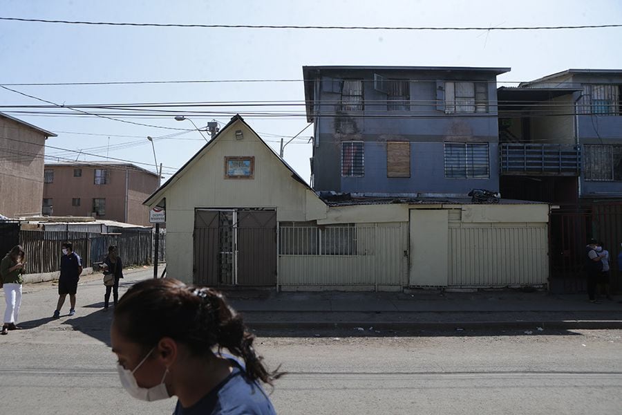 Indagan a pastor que realizó culto sabiendo que estaba infectado