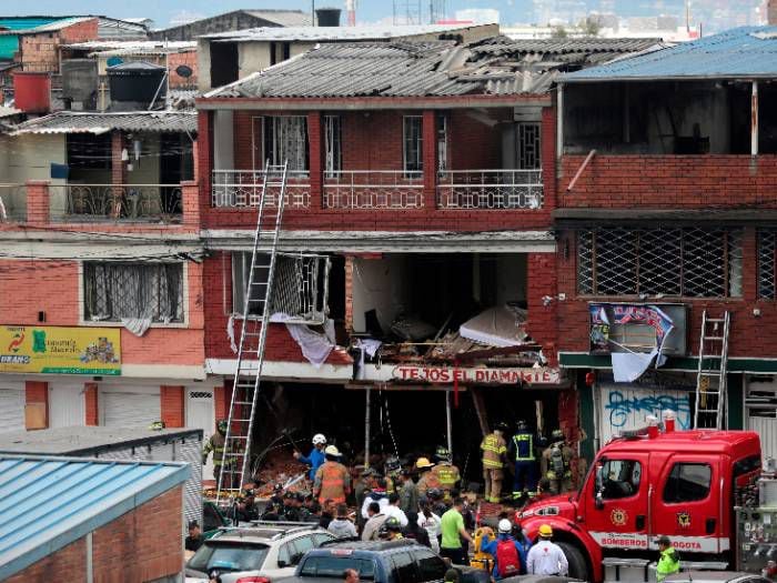 Así fue la explosión de una fábrica que dejó 4 muertos y 15 heridos en Bogotá