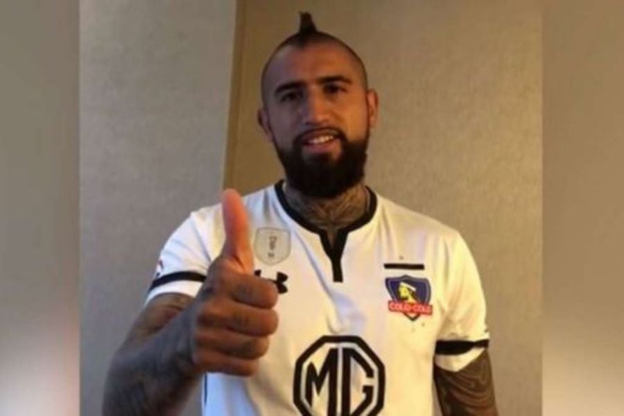 "Da pena, no está en sus cabales": exfigura de la "U" carga contra Arturo Vidal tras sus dichos