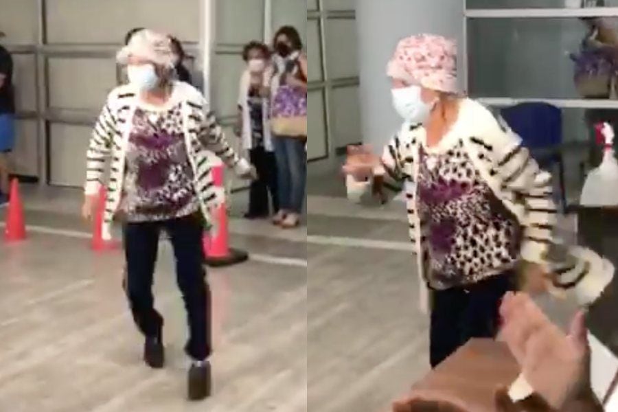 Pura alegría: abuelita de 86 años celebró bailando tras ser vacunada