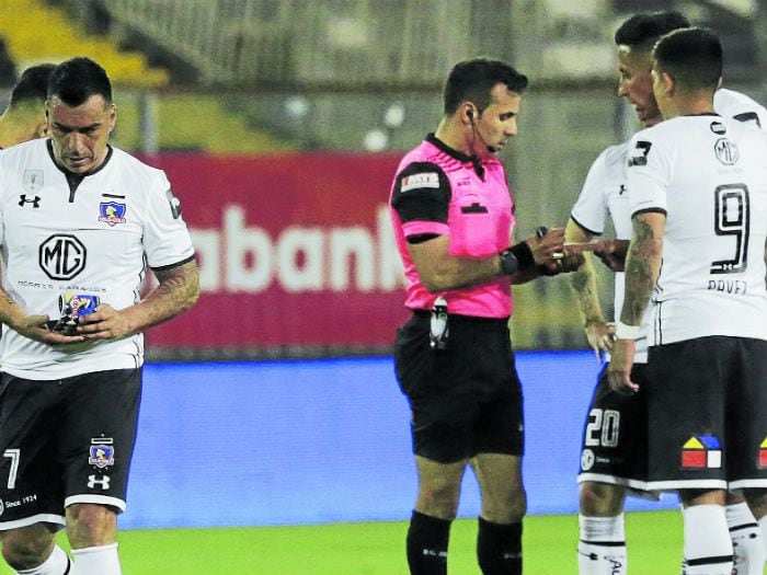 Colo Colo vivió su noche del "7" maldito en soledad