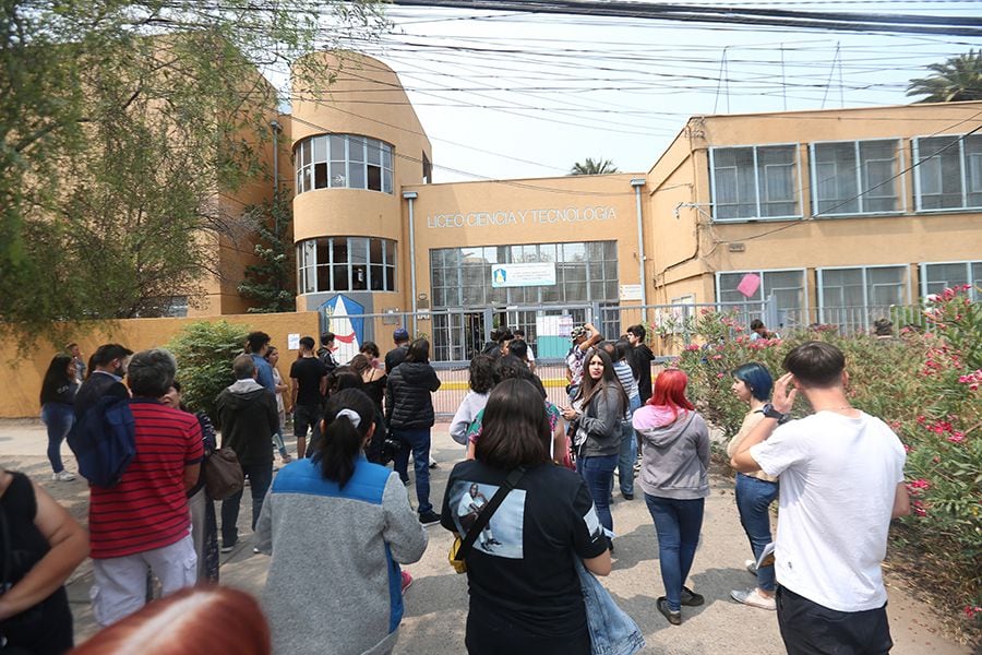 Cambio de horario y de comunas enfurecen a estudiantes en previa a la PSU