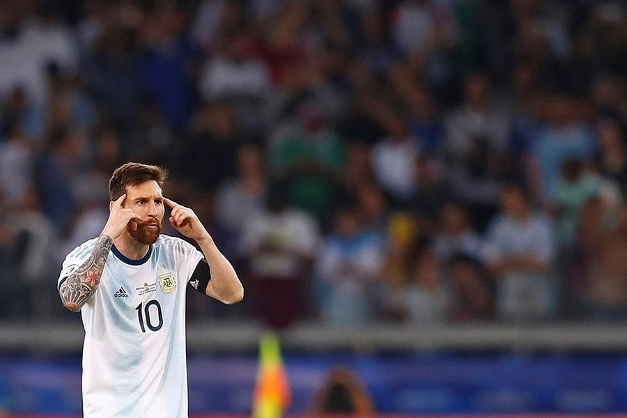 Messi sale a salvar el honor argentino