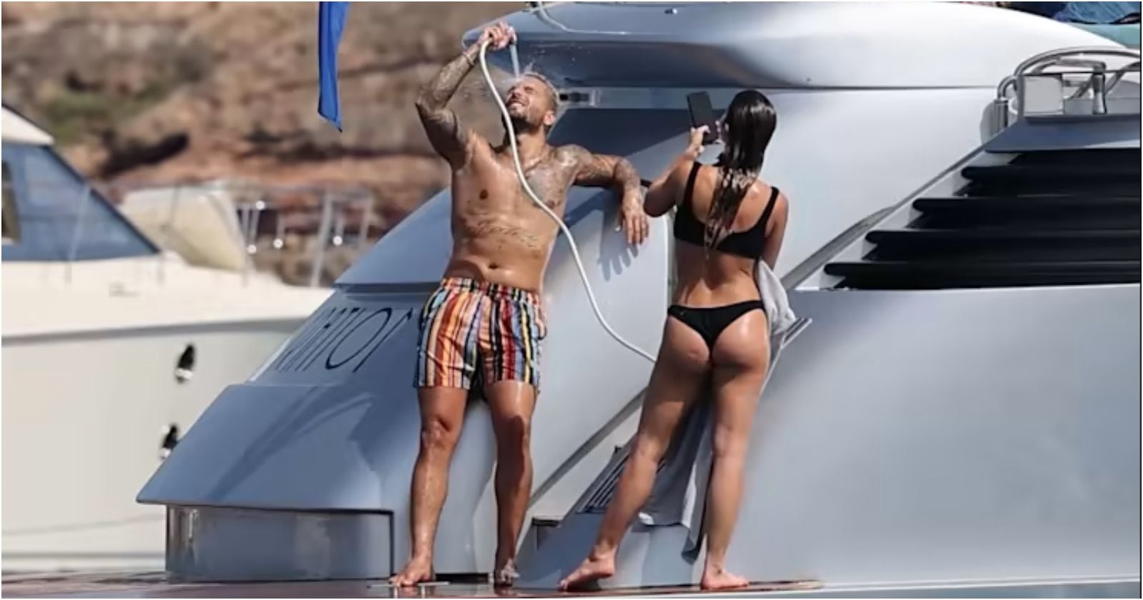 Maluma y su novia de vacaciones