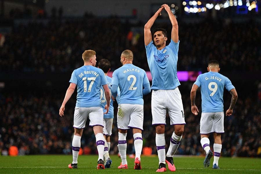 La Premier League autoriza entrenamientos en pequeños grupos