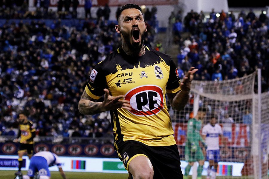 Pinilla será la gran amenaza para los azules