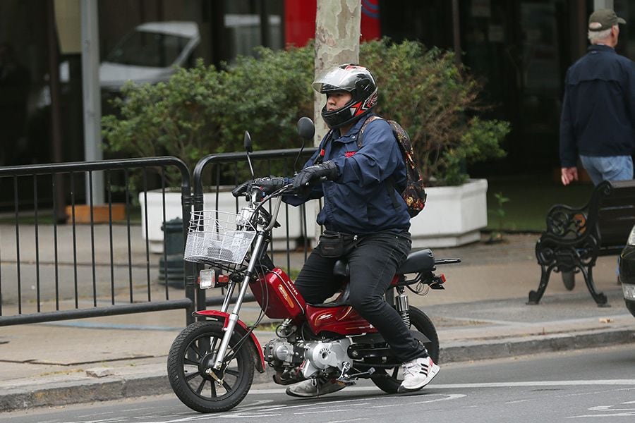 Los "mosquitos" llegaron ya... boom de bicimotos para volar como el viento