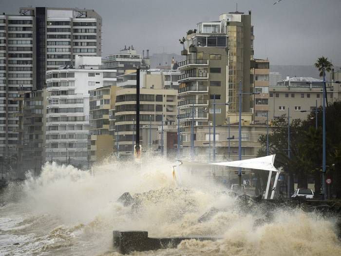 Armada da alerta por marejadas en gran parte del país