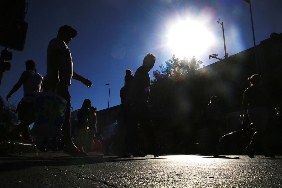 ¡A prepararse!: Anuncian golpe de calor para este viernes en Santiago