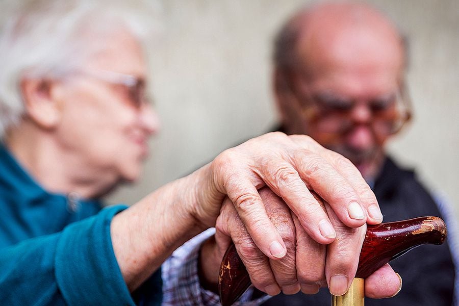 El Alzheimer y cuatro nuevos tipos de cáncer ya están en el Plan Auge