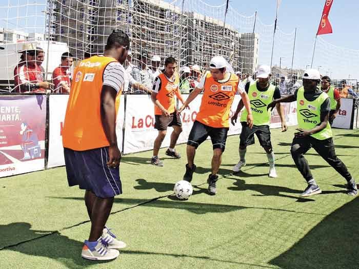 Jugosa parrillada y rancheras en vivo serán el premio en la Copa de la Constru