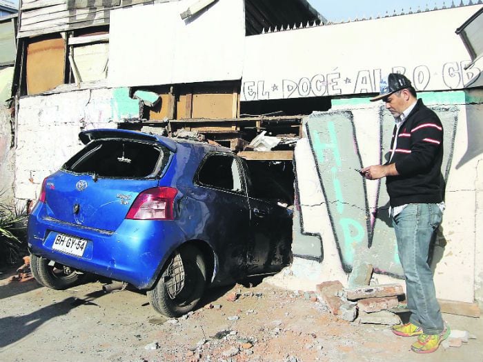 "Pelotazos" la salvaron de choque contra el muro de su vivienda