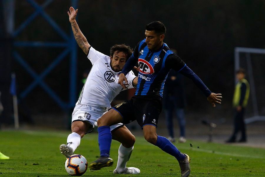 ¿Era mano del Pepe Rojas? La polémica que marcó el primer tiempo entre Huachipato y Colo Colo